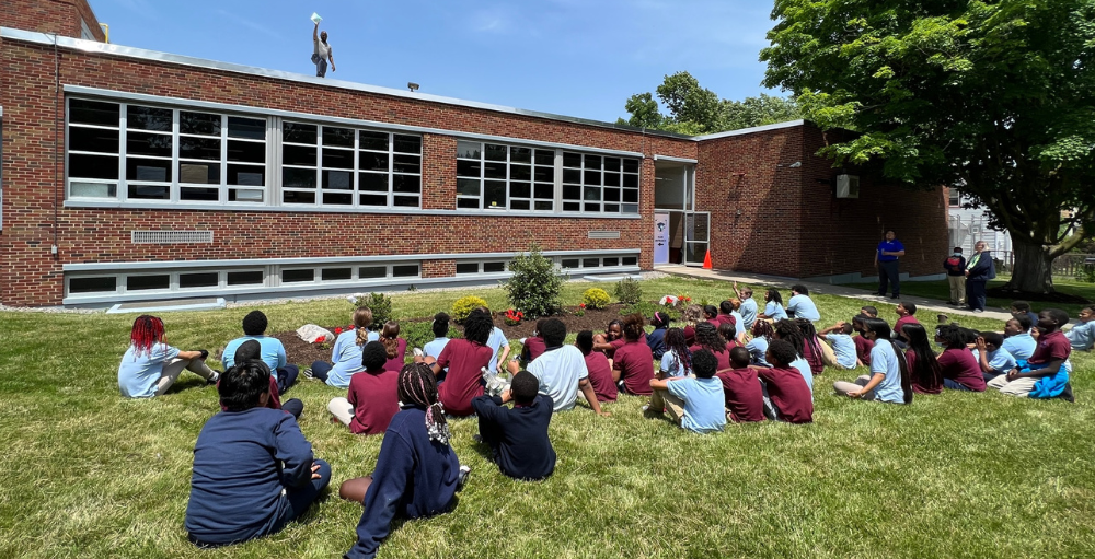 Syracuse Academy of Science and Citizenship elementary school’s 5th-grade PBL students participated in the STEM activity, the Egg Drop Challenge.