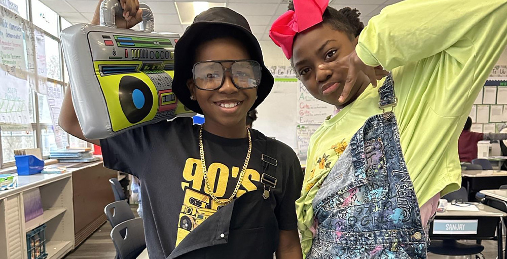 Citizenship & Science Academy of Syracuse Elementary School Students Dress Up like the '90s